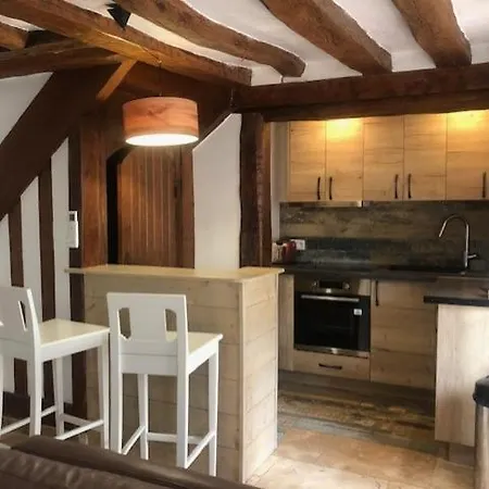 La Chapelle De Monet - Logis Roses Rouges